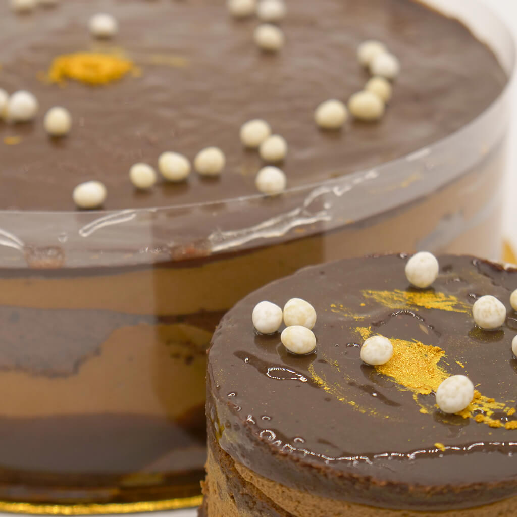 Chocolate Ganache Flourless Cake